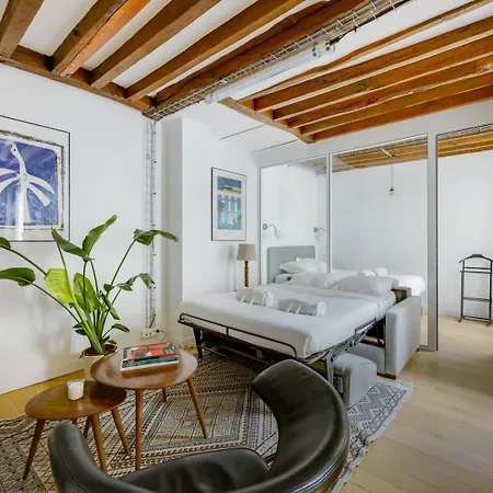 Marais Bretagne Temple * París