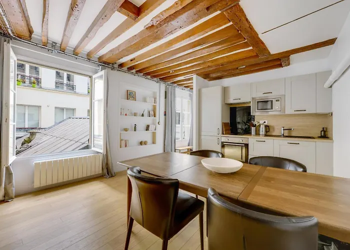 Apartment Marais Bretagne Temple *