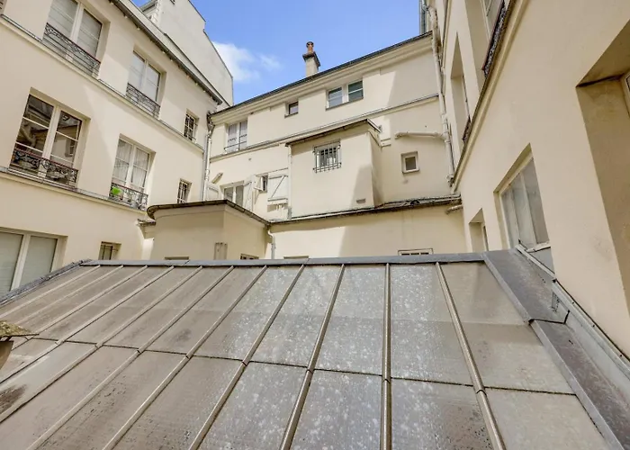 Marais Bretagne Temple Apartment *